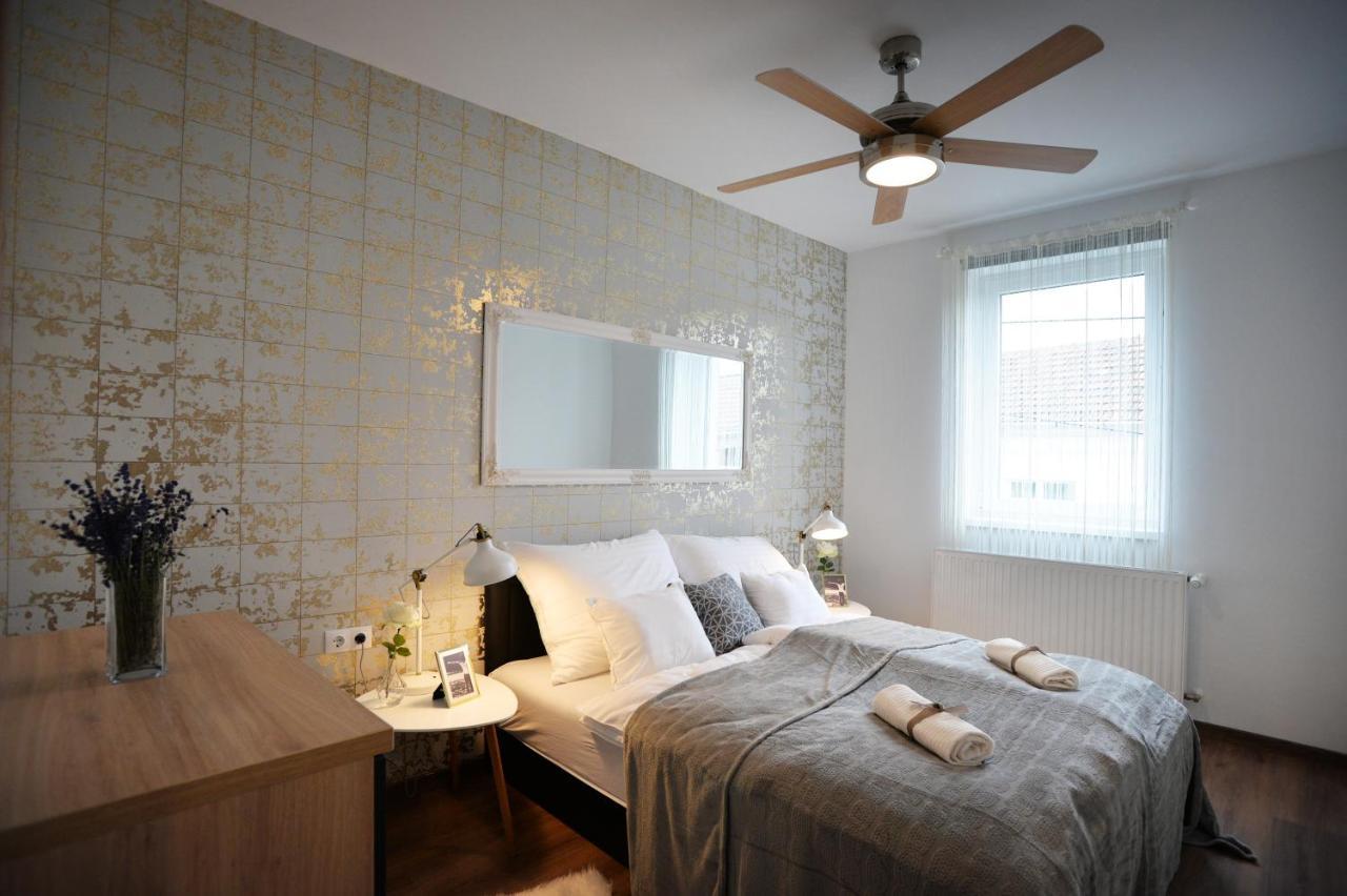One Luxury Suites 埃格尔 外观 照片